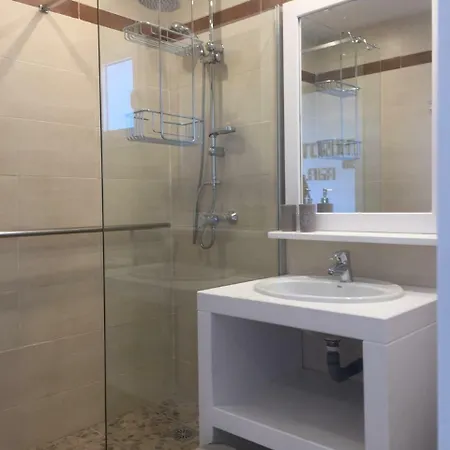 Alegranza Apartman *